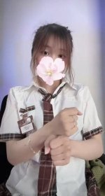 Hanni Việt.jpg Hanni Việt.jpg